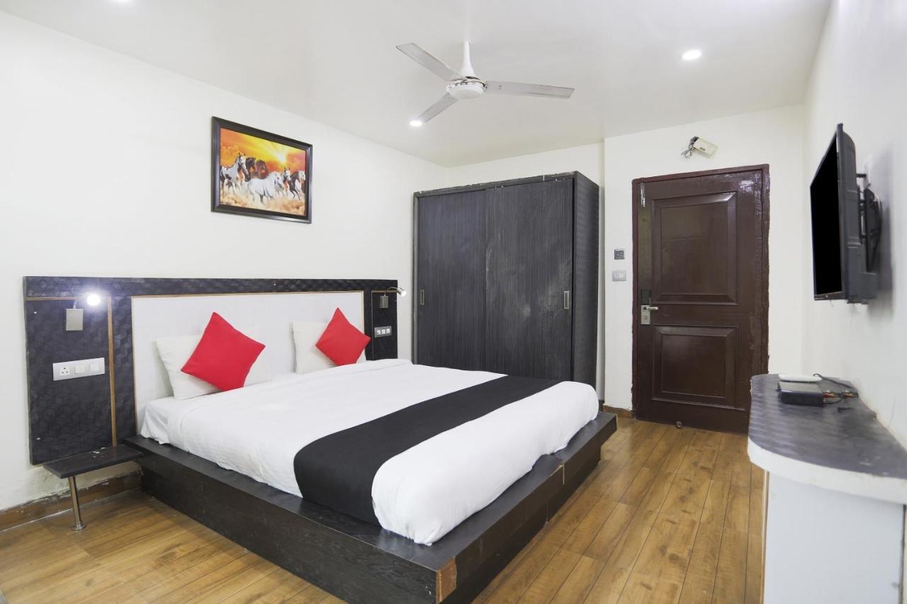 Capital O The Nest Expo Near Pvr Ansal Plaza Greater Noida Otel Dış mekan fotoğraf